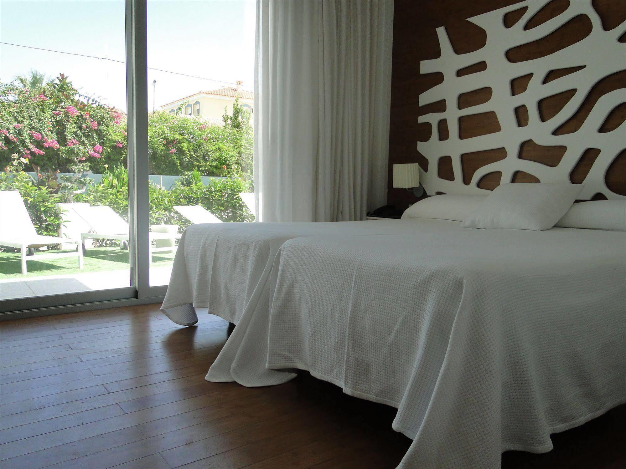 Apartamentos Villamor Denia Dış mekan fotoğraf