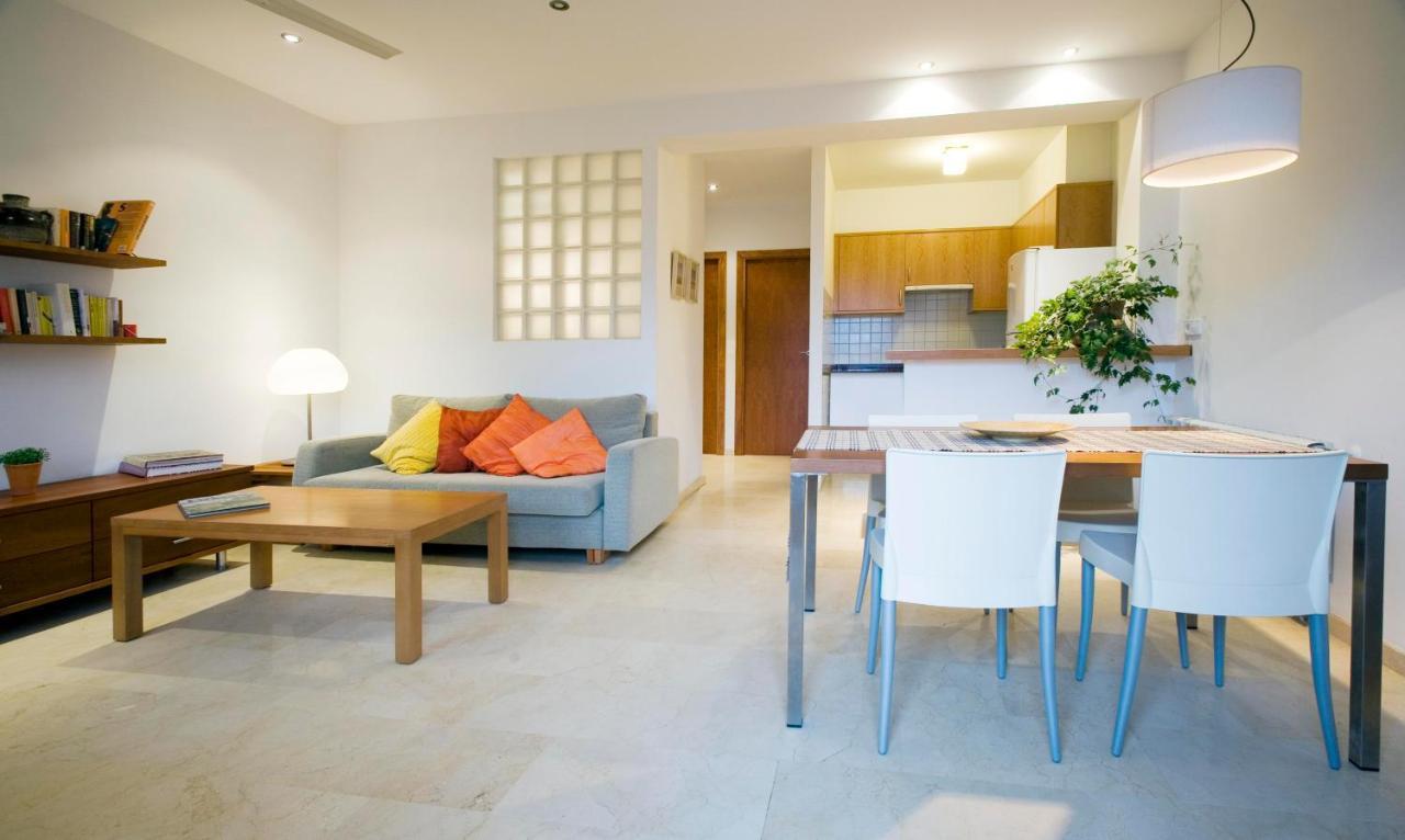 Apartamentos Villamor Denia Dış mekan fotoğraf